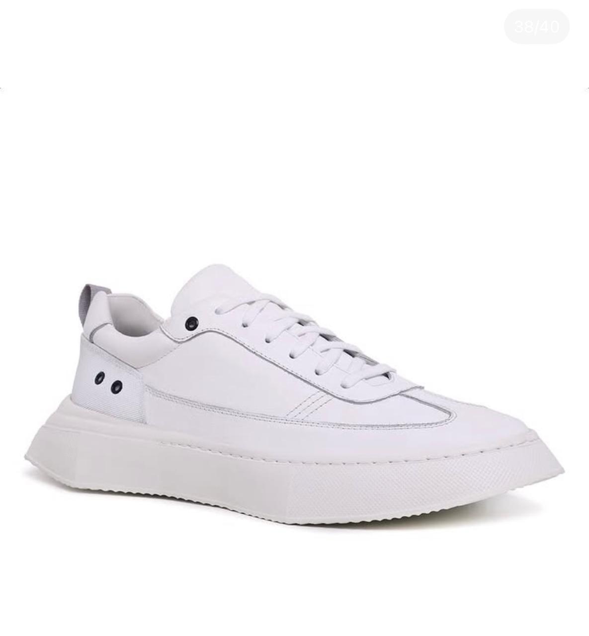 Tênis Branco Essential